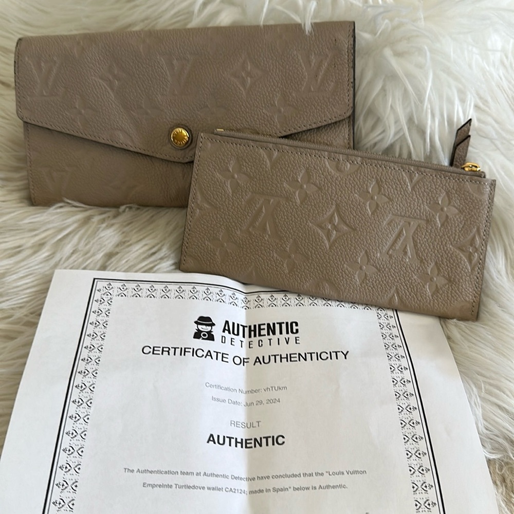 Stunning w/COA Empreinte Louis Vuitton wallet